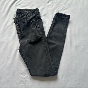 Silver Jeans Co. Distressed Skinny Jeans | W27xL31